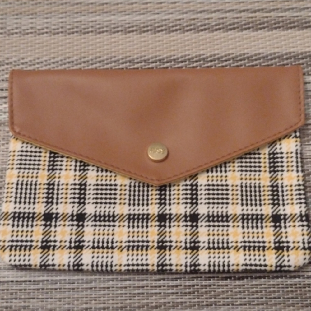 Makeup/Cosmetic Bag - Tartan